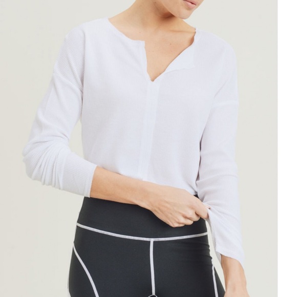 🆕 CAMI LINEN CROP TOP LS IN IVORY - Picture 9 of 10